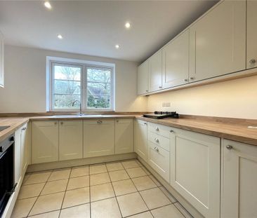 4 bedroom detached house to rent - Photo 5
