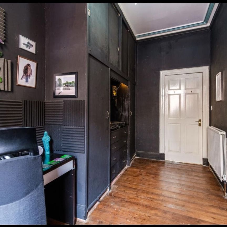 Room in a Shared Flat, Kirkwood Street, G51 - Photo 1