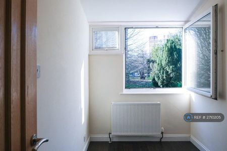 3 bedroom terraced house to rent - Photo 3