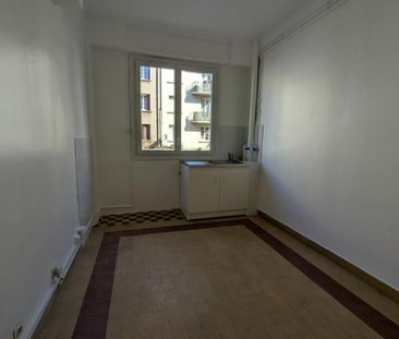 Appartement F3 Toulon (83200) - Photo 2