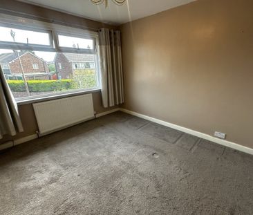 Ambrose Avenue - Photo 4