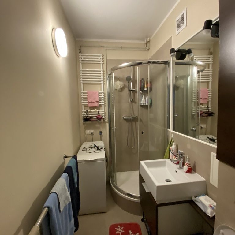 Kawalerka na wynajem w centrum miasta - Photo 1