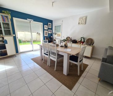 Location Maison 5 pièces 115m² ARGENTRE DU PLESSIS 35370 - Photo 2