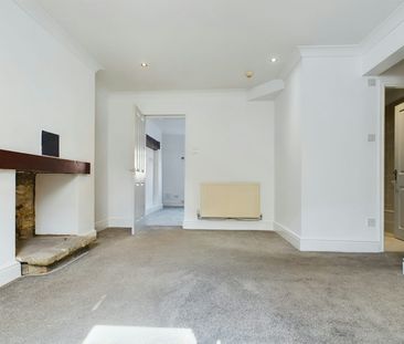 Flat to rent on - Photo 3
