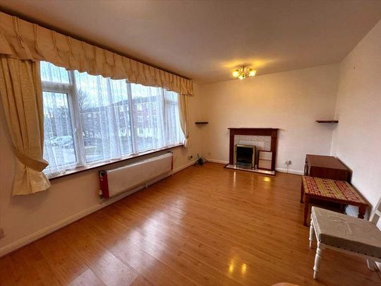 4 bedroom terraced house to rent - Photo 1