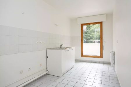 location Appartement T4 DE 86.55m² À PARIS - Photo 3