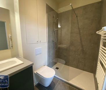 Location Appartement 1 pièce 32m² AGEN 47000 - Photo 3