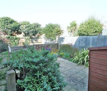 1 Bedroom Maisonette, Graham Road, London - Photo 6