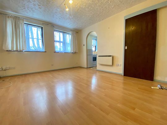 0 bedroom Studio in Chisbury Close, Bracknell - Photo 1