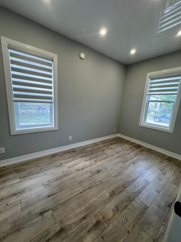 For Lease - 25 GLENELG Street, Kawartha Lakes, Ontario - Photo 5