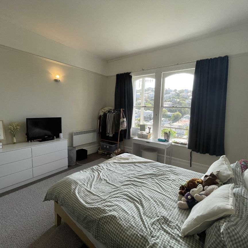 3 Bedrooms, 1 Bathroom - Photo 1