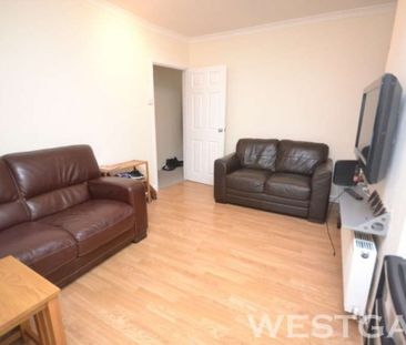 4 Bed - Hagley Road, Reading - Photo 3