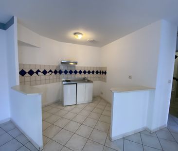 Location Appartement 2 pièces 70m² AGEN 47000 - Photo 4