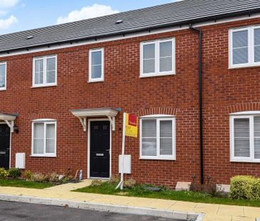 2 bedroom semi-detached house to rent - Photo 3