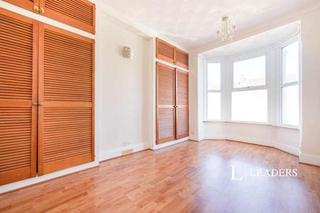 Tredegar Road, Southsea, PO4 - Photo 2