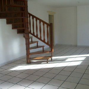 Location Maison 4 pièces 97m² - Photo 4