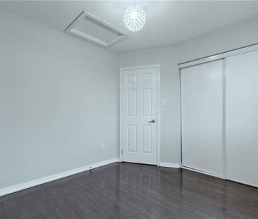 For Lease - 1005 Farmstead Drive Unit# Main & Upper, Milton, Ontario - Photo 2