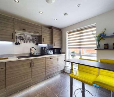 Albert Close, Spencers Wood, Reading, Berkshire, RG7 - Photo 3