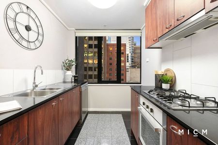 1409/668 Bourke Street - Photo 4