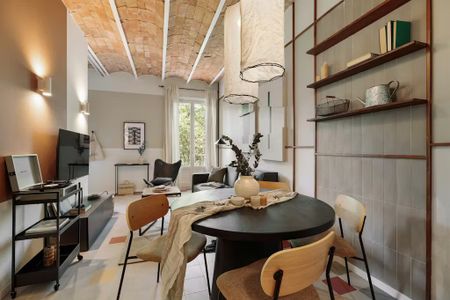 Ronda de Sant Pere, Barcelona, Catalonia 08010 - Photo 3