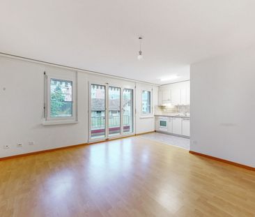 Zentral gelegene Wohnung sucht Sie! - Foto 1