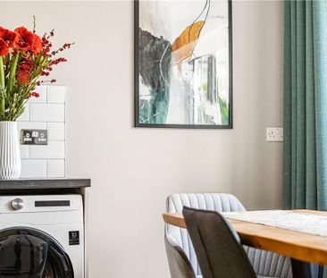 4 bedroom terraced house to rent - Photo 4