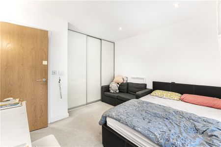 Arts Lane, London, SE16 3GB - Photo 5