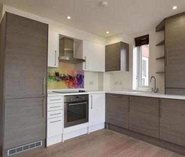 2 bedroom apartment to rent - Photo 5