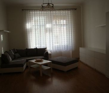 Pronájem bytu 3+1 • 95 m² bez realitkyVrázova, Praha - Smíchov - Photo 1