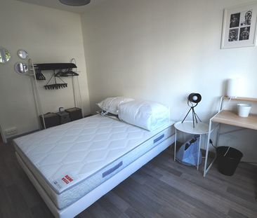 Location Appartement 1 pièce 11m² - Photo 2