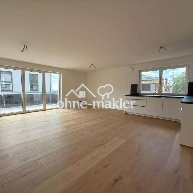 Ruhige, aufzugsgerechte 3-Zi Wohnung m. Balkon - KFW 40 NH - Photo 1