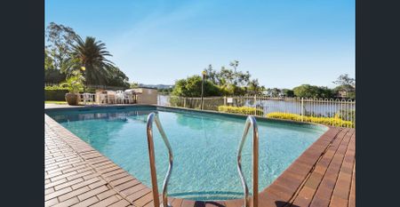 Stunning Riverfront Position In Prestigious St Lucia - Photo 2