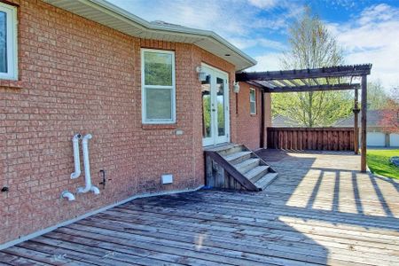 For Lease - 52 Pine Post Road Unit# Main, Georgina, Ontario - Photo 2