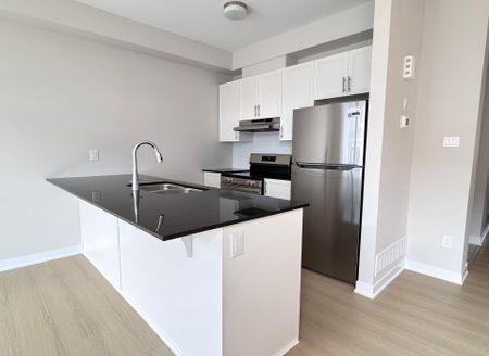 For Lease - 868 Andesite Terrace, Barrhaven, Ontario - Photo 3