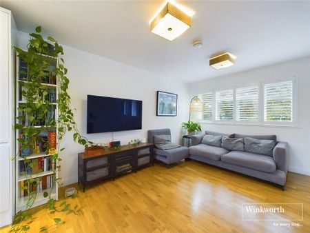 2 bedroom maisonette to rent - Photo 2