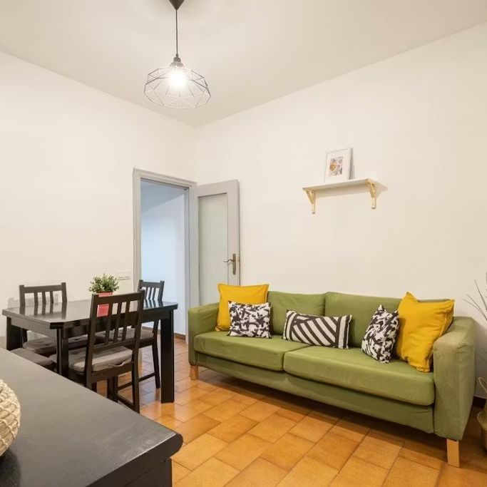 Carrer de Pi i Margall, Barcelona, Catalonia 08025 - Photo 1