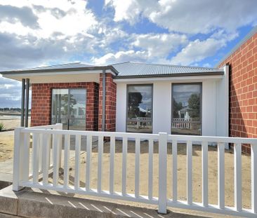 142 Dalmilling Drive, Ellenbrook, WA 6069 - Photo 5