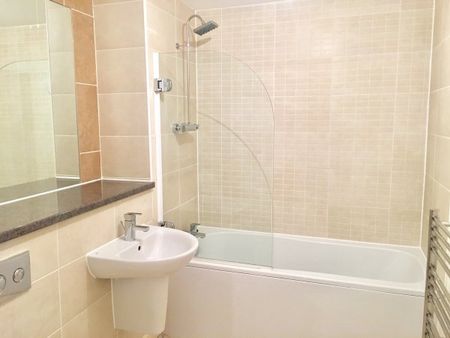 The Crescent, Plymouth, PL1 - Photo 4