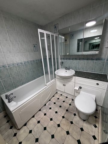 2 bedroom maisonette to rent - Photo 4