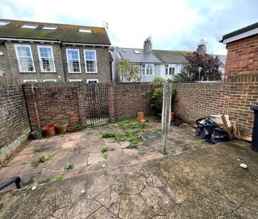 Prince Regents Close, Brighton - Photo 2