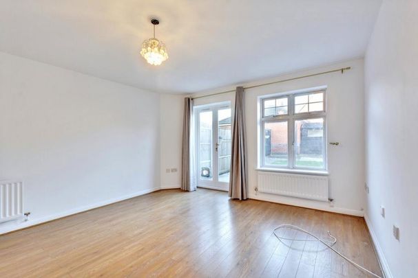 2 bedroom terraced house to rent - Photo 1