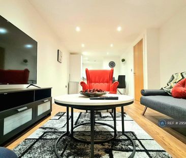1 bedroom flat to rent - Photo 2