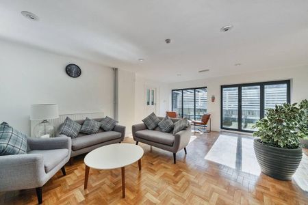 Studio to rent - Photo 5