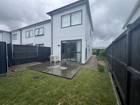 21 Koura Drive, Red Beach - Photo 3