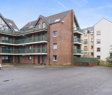 10 Balmoral Court, Lisburn Road, BELFAST, BT9 7GR - Photo 6