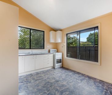 Prime Location - Two Bedroom Granny Flat - Photo 6