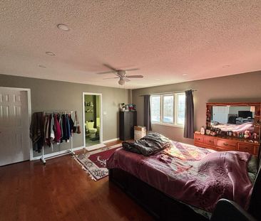 For Lease - 328 Black Drive, Milton, Ontario - Photo 4