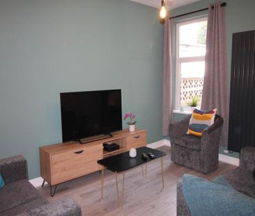 5 bedroom terraced house to rent - Photo 1