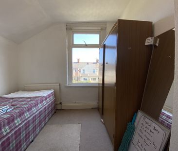 Inverness Place, Roath - Photo 4