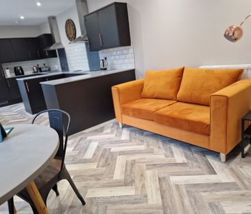 Room in a Shared House, Friars Road, CV1 - Photo 1